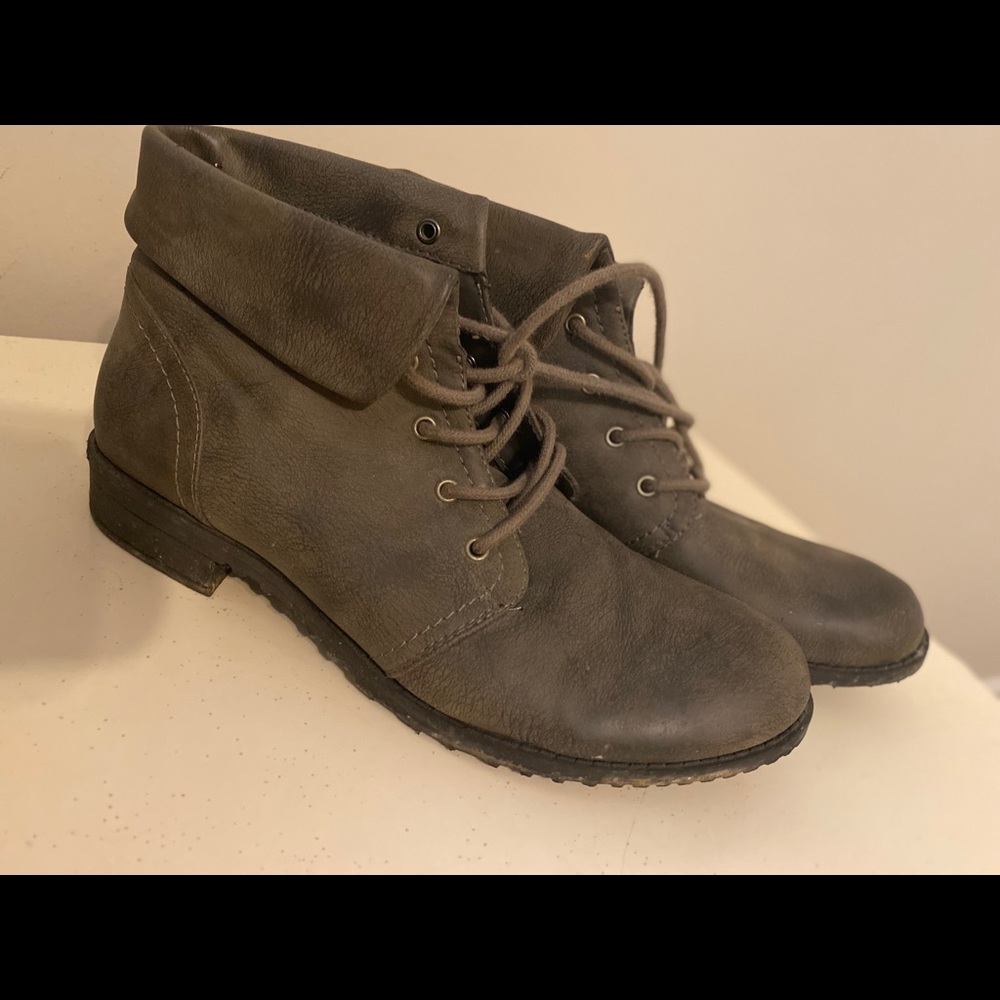 Cliff ankle boots